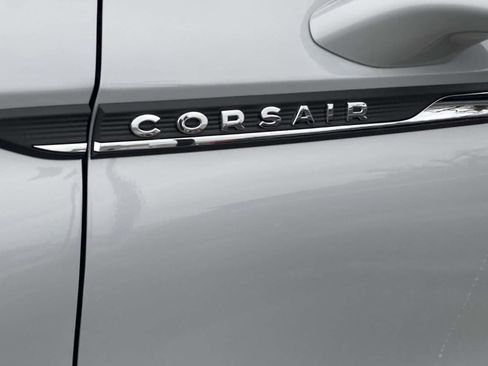 New 2026 Lincoln Corsair Premiere image 13