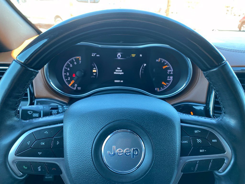 Used 2021 Jeep Grand Cherokee Overland AWD/4WD image 35