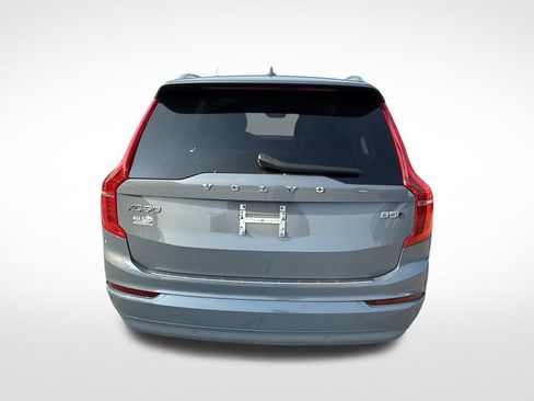 Used 2023 Volvo XC90 B5 Core w/ Protection Package Premier AWD/4WD image 7