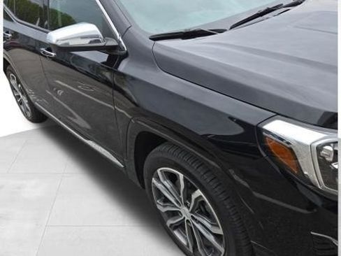 Used 2018 GMC Terrain Denali image 6