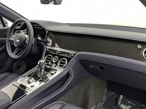 New 2024 Bentley Continental GT V8 image 9