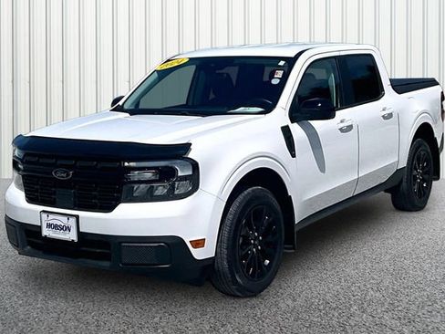 Used 2024 Ford Maverick Lariat w/ Black Appearance Package FWD image 2