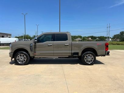 New 2026 Ford F250 Platinum w/ Platinum Plus Package