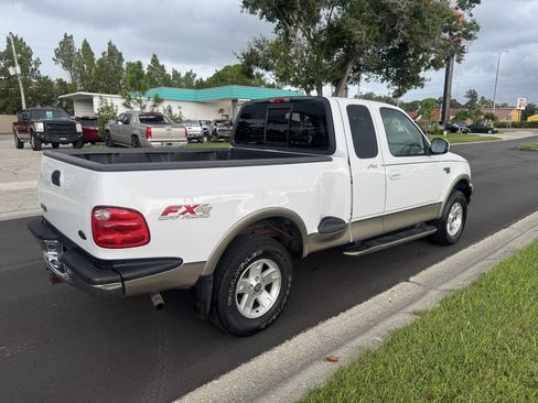 Used 2002 Ford F150 Lariat image 6