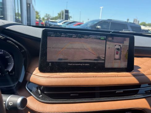 Used 2024 INFINITI QX60 Autograph AWD/4WD image 11