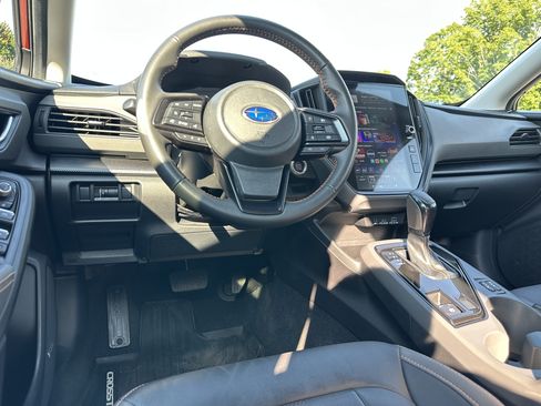 Used 2025 Subaru Crosstrek 2.5i Limited AWD/4WD image 18