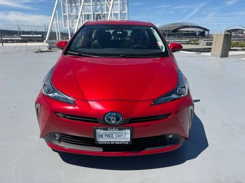 Certified 2021 Toyota Prius XLE w/ Advanced Technology Package AWD/4WD image 12