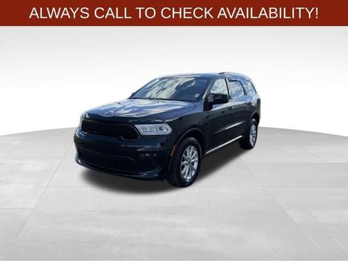 Used 2022 Dodge Durango SXT AWD/4WD image 3