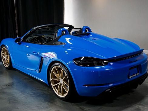 Used 2023 Porsche 718 Boxster Spyder RWD image 30