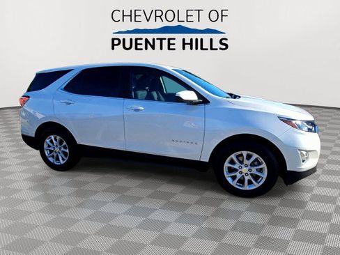 Used 2021 Chevrolet Equinox LT w/ LPO, Cargo Package FWD image 9