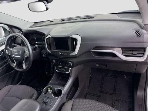 Used 2024 GMC Terrain SLE AWD/4WD image 28