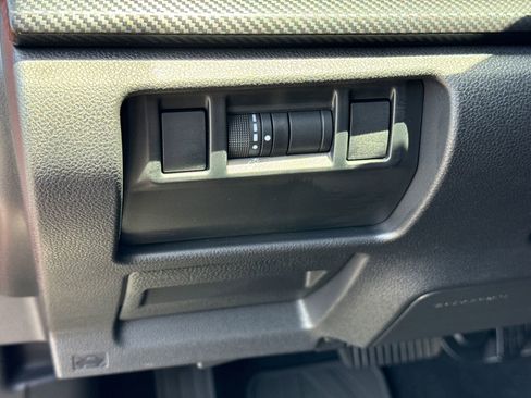 Certified 2024 Subaru Crosstrek 2.0i Premium image 16