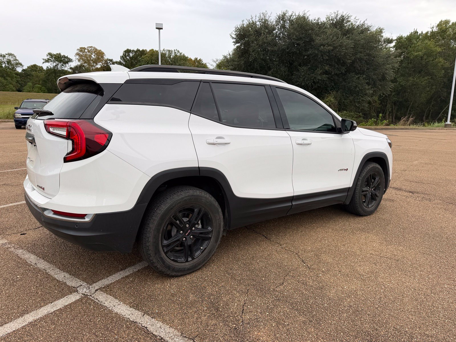 Used 2022 GMC Terrain AT4 w/ Infotainment Package II AWD/4WD image 4