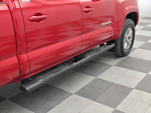 Used 2016 Toyota Tacoma SR5 image 10