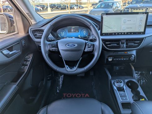 Used 2023 Ford Escape Platinum image 23