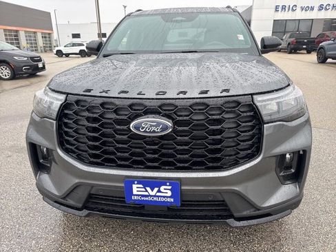 New 2026 Ford Explorer ST-Line w/ ST-Line Street Pack image 8