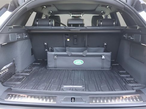 Used 2026 Land Rover Range Rover Velar S image 17