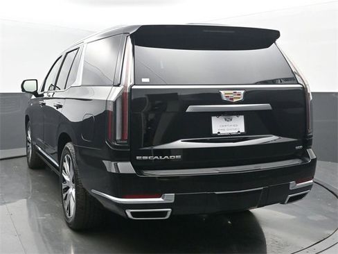 Certified 2025 Cadillac Escalade Premium Luxury Platinum w/ LPO, Floor Liner Package image 4