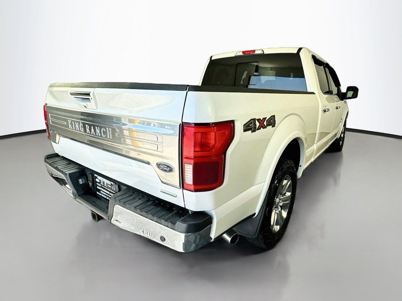 Used 2019 Ford F150 King Ranch w/ Equipment Group 601A Luxury AWD/4WD image 7