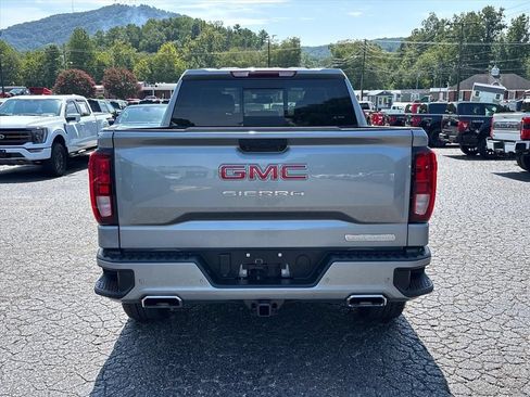Used 2024 GMC Sierra 1500 Elevation w/ Elevation Premium Package AWD/4WD image 6