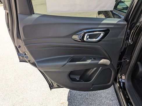 New 2026 Jeep Compass Latitude AWD/4WD image 24