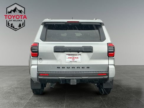 New 2026 Toyota 4Runner SR5 image 4