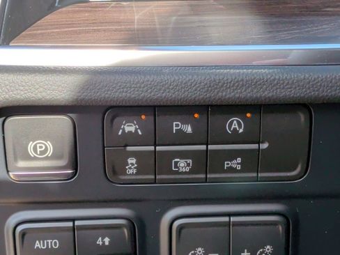 New 2026 Chevrolet Tahoe LT image 16