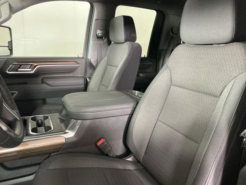 New 2026 Chevrolet Silverado 2500 LT w/ Convenience Package AWD/4WD image 5