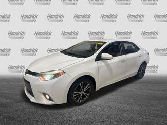 Used 2016 Toyota Corolla LE FWD video 2