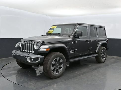 Used 2020 Jeep Wrangler Unlimited Sahara w/ Uconnect 4C Nav & Sound Group AWD/4WD image 7