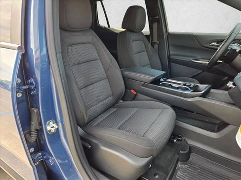 New 2026 Chevrolet Equinox LT w/ Midnight Edition image 18