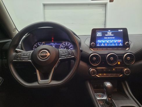 Used 2024 Nissan Sentra SV FWD image 22