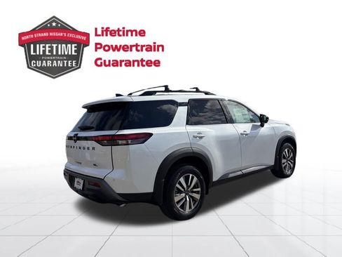 New 2026 Nissan Pathfinder SL image 6