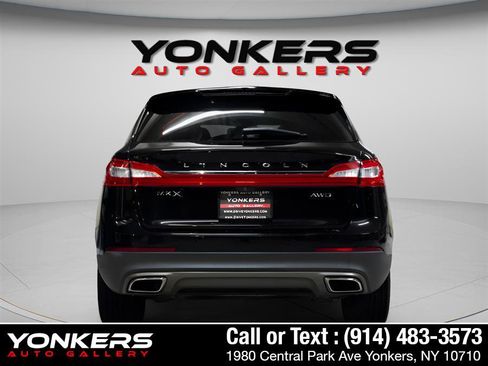 Used 2017 Lincoln MKX Reserve w/ Lincoln MKX Climate Package image 9