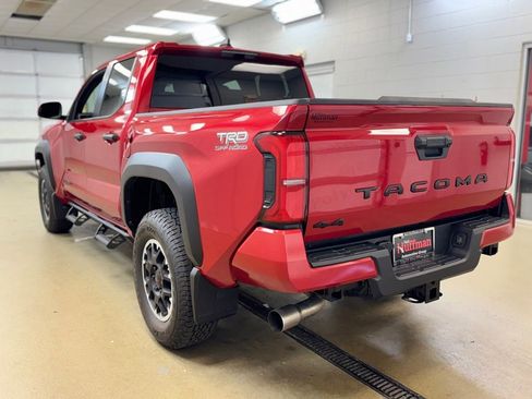 Used 2026 Toyota Tacoma TRD Off-Road AWD/4WD image 8