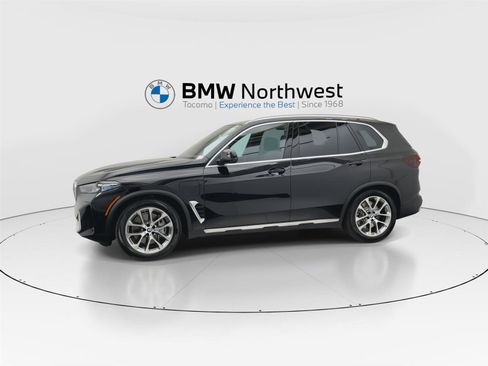 Used 2026 BMW X5 xDrive50e w/ Climate Comfort Package AWD/4WD image 10