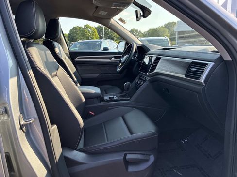 Certified 2023 Volkswagen Atlas SE AWD/4WD image 10