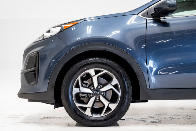 Used 2020 Kia Sportage LX FWD image 27