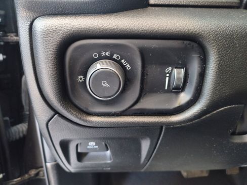 Used 2024 RAM 1500 Tradesman image 13