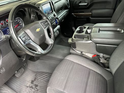 Used 2023 Chevrolet Silverado 2500 LT w/ Convenience Package image 11