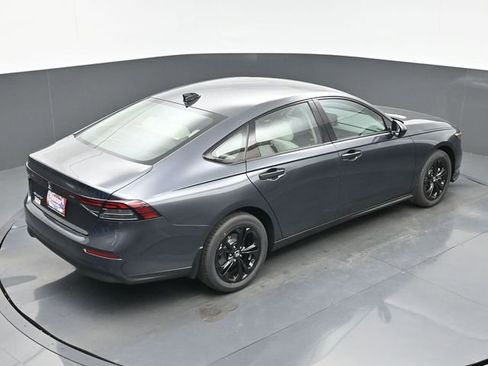 New 2025 Honda Accord SE image 32