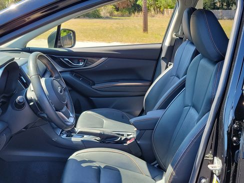 Used 2019 Subaru Crosstrek 2.0i Limited w/ Moonroof Package w/Navigation AWD/4WD image 22