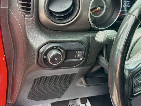 Used 2023 Jeep Wrangler Unlimited Sport AWD/4WD image 11