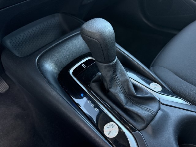 Used 2025 Toyota Corolla LE FWD image 20