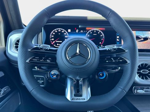 Used 2026 Mercedes-Benz G 63 AMG 4MATIC image 31