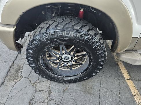 Used 2011 Ford F350 King Ranch w/ FX4 Off Road Pkg image 26