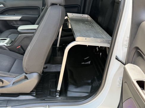 Used 2022 Chevrolet Colorado LT w/ Fleet Safety Package RWD image 24