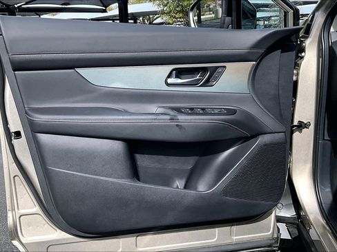 New 2026 Nissan Murano SL image 10