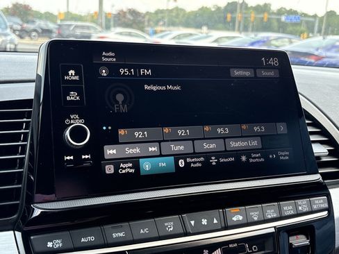 Used 2025 Honda Odyssey EX-L image 18