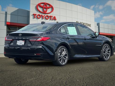 Used 2025 Toyota Camry XLE w/ Premium Plus Package image 3